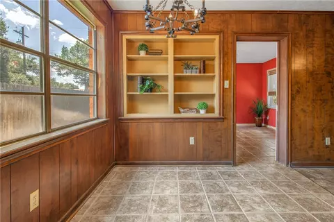 3604 Holly Dr, Bryan, TX 77802 photo 10