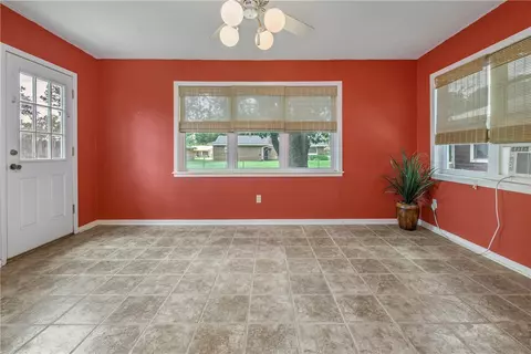 3604 Holly Dr, Bryan, TX 77802 photo 11