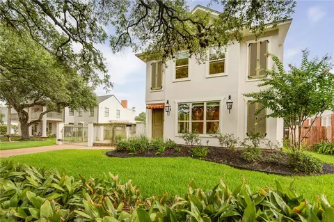 608 E 32nd St, Bryan, TX 77803