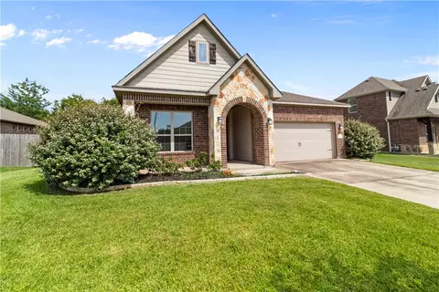 2905 Archer Dr, Bryan, TX 77808 photo 2