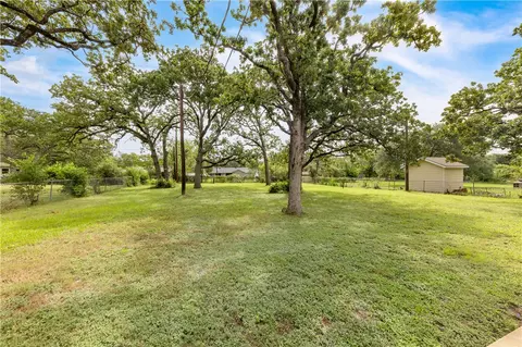 2605 Morris Ln, Bryan, TX 77802 photo 9