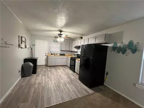 Kitchen - 1006 Boulevard St, Bryan, TX 77803 photo 1 of 6
