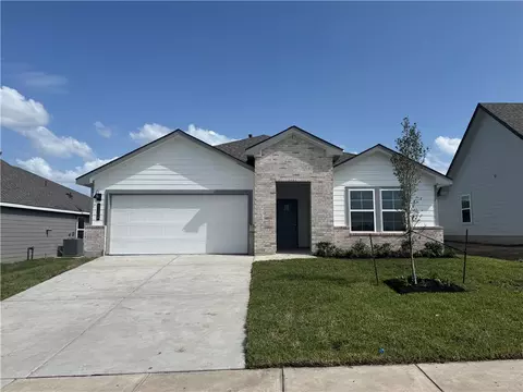 1108 Legrand St, Brenham, TX 77833