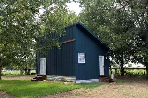 1014 Private Road 4041, Dime Box, TX 77853