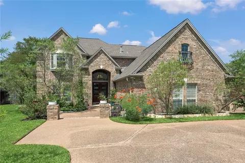 9200 Brookwater Cir, College Station, TX 77845