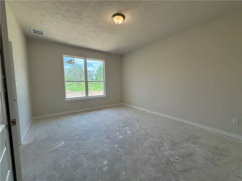 5657 Fox Bluff Dr, Bryan, TX 77807 photo 8