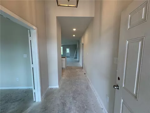 5657 Fox Bluff Dr, Bryan, TX 77807 photo 9