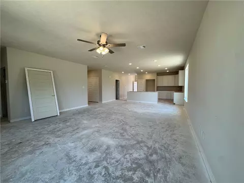 5657 Fox Bluff Dr, Bryan, TX 77807 photo 7