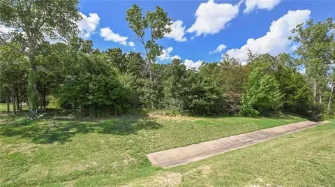 3994 Arboleda Dr, College Station, TX 77845