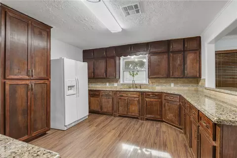 1105 E 30th St, Bryan, TX 77802 photo 9