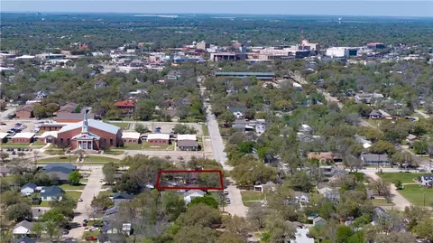 1105 E 30th St, Bryan, TX 77802 photo 22