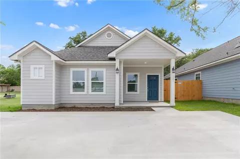 1805 Pin Oak St, Bryan, TX 77801