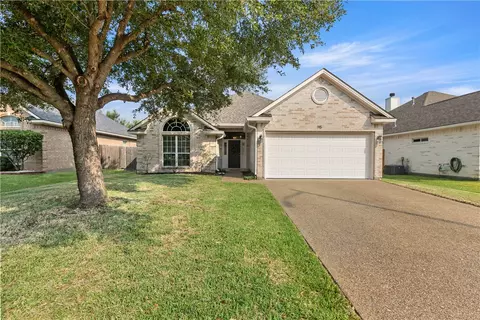 115 Hartford Dr, College Station, TX 77845