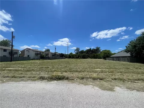 3605 Mohawk St, Bryan, TX 77802 photo 8
