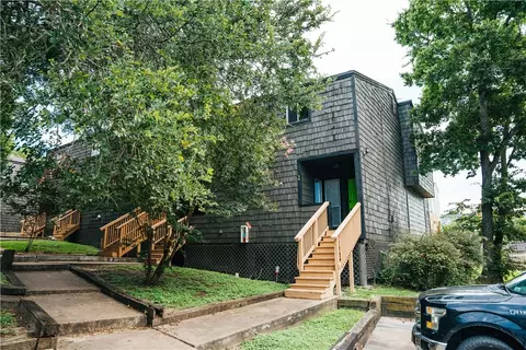 3802 College Main Street 13, Bryan, TX 77801