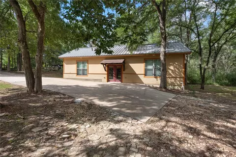 1264 Matthews Way, Bryan, TX 77807 photo 2