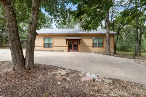 1264 Matthews Way, Bryan, TX 77807