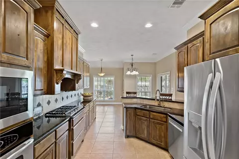 3703 Park Crest Dr, Bryan, TX 77802 photo 15