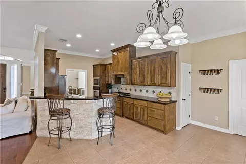 3703 Park Crest Dr, Bryan, TX 77802 photo 9