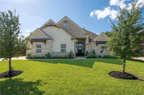 2712 Portland Ave, College Station, TX 77845
