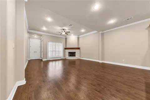3229 Peterson Way, Bryan, TX 77802 photo 5