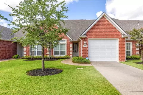3229 Peterson Way, Bryan, TX 77802
