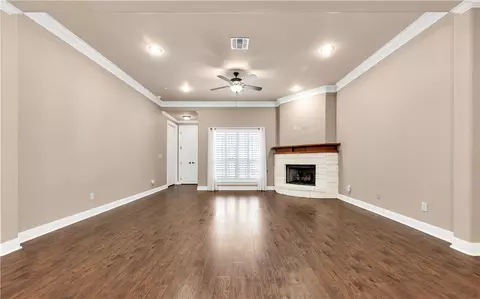 3229 Peterson Way, Bryan, TX 77802 photo 8