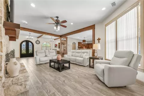 5000 Angel Ln, Bryan, TX 77808 photo 12