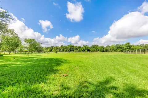 5000 Angel Ln, Bryan, TX 77808 photo 32