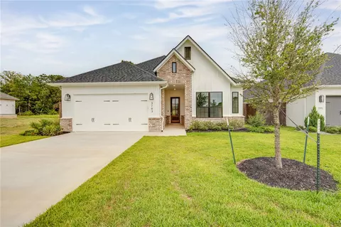 3703 Hardin Hills Dr, College Station, TX 77845