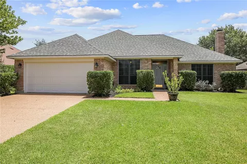 708 Brussels Dr, College Station, TX 77845