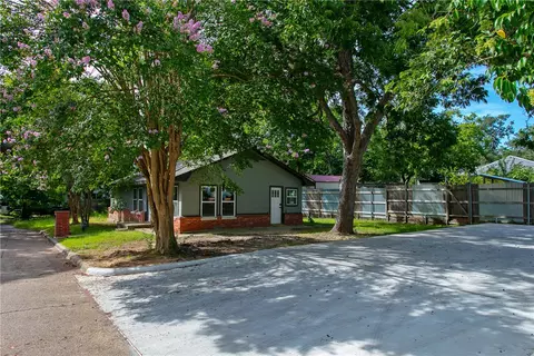 Other - 913 Travis St, Bryan, TX 77803 photo 6 of 7