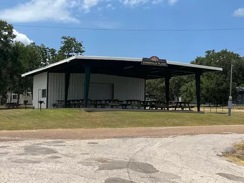 901 903 Parallel Road Rd, Somerville, TX 77879 photo 4