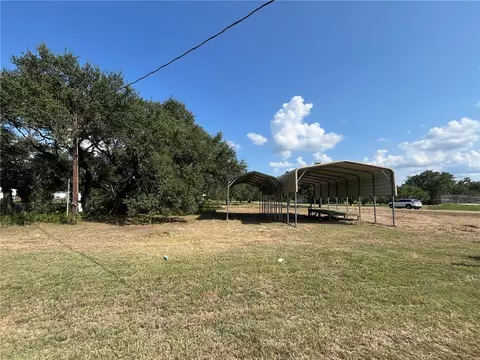 901 903 Parallel Road Rd, Somerville, TX 77879 photo 9