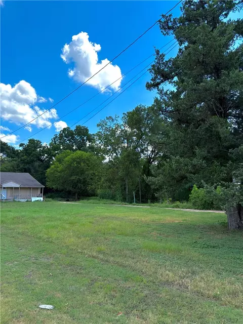 1111 Boulevard St, Bryan, TX 77803 photo 4