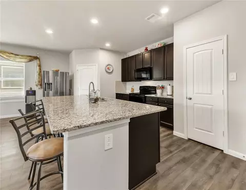 4712 Milagro Loop, Bryan, TX 77807 photo 6