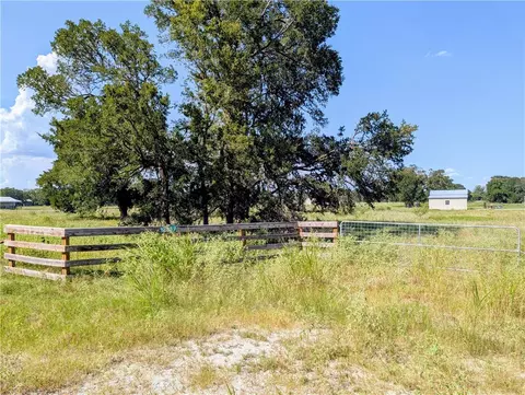 12889 Della Love Rd, Bryan, TX 77808