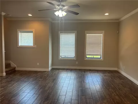 616 Clay St, Bryan, TX 77801 photo 9