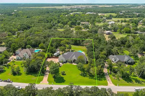 3946 Arboleda Dr, College Station, TX 77845
