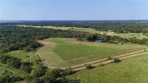 3871 Webb Cemetery Rd, Calvert, TX 77837