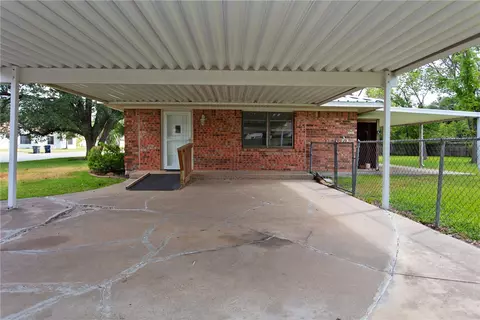 Other - 605 Walker St, Bryan, TX 77802 photo 2 of 8