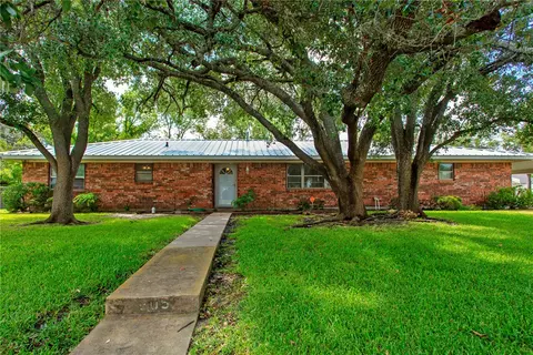 605 Walker St, Bryan, TX 77802