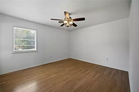 Bedroom - 3702 Tanglewood Dr, Bryan, TX 77802 photo 4 of 7