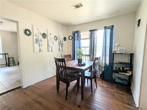 Dining - 306 Harvey St, Bryan, TX 77803 photo 1 of 1