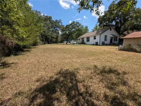 Exterior - 306 Harvey St, Bryan, TX 77803 photo 4 of 4