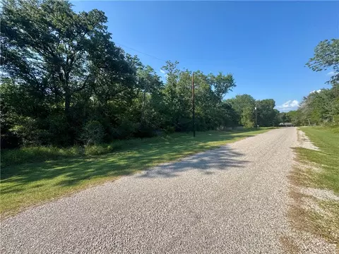 tbd W Pin Oak Ln, Caldwell, TX 77836