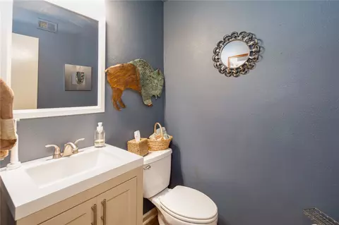 Bath - 2819 Oakside Dr, Bryan, TX 77802 photo 1 of 3