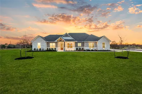 5680 Mill Water Ct, Bryan, TX 77808