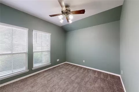 1902 Cartwright St, Bryan, TX 77807 photo 4