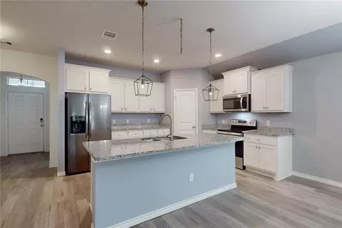 1902 Cartwright St, Bryan, TX 77807 photo 8